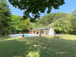 Seasonal outdoor pool