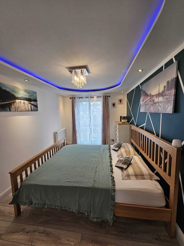 2 Schlafzimmer, WLAN, Bettwäsche