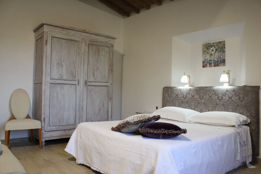 Peace, Nature Relaxation And Good Food, Ingredients For A Fabulous Vacation. - Volterra