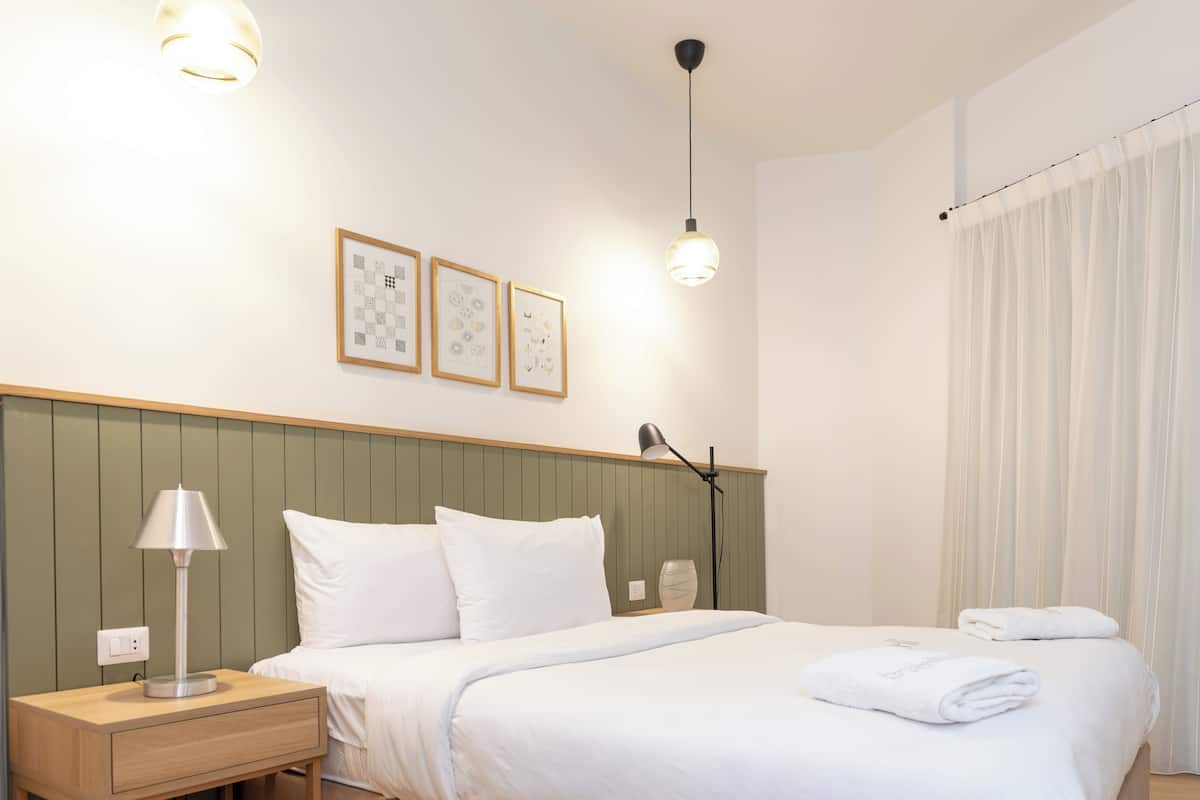 Habitación Deluxe, balcón | Wifi gratis y ropa de cama