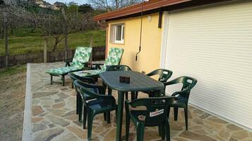 House, 2 Bedrooms, Accessible, Smoking | Depan hartanah