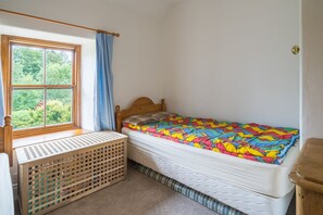 2 chambres, fer et planche à repasser, Wi-Fi, literie fournie