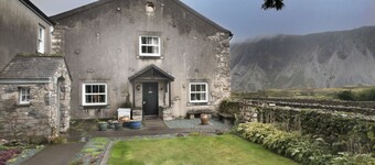 The Screes -  800 meters from Wastwater - Herdwick Cottages
