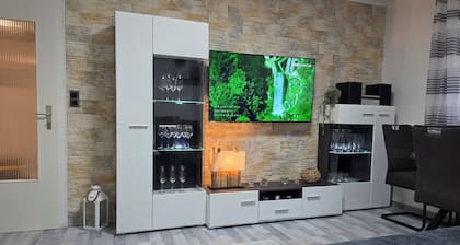 Exklusives und helles Apartment im Zentrum, 1 Gbit WLAN, Boxspringbetten, Spülm.