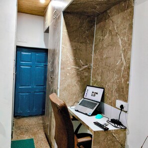Deluxe Triple Room, 1 Queen Bed, Non Smoking, City View | Free WiFi