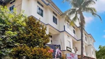 숙박 시설 정면