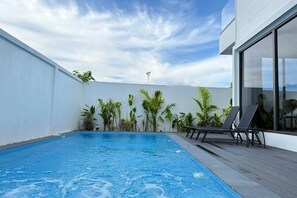 Utomhuspool