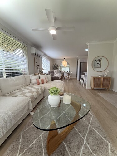 Cozy family villa in Forster