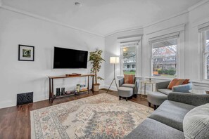TV, offices