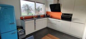 Four, plaque de cuisson, lave-vaisselle