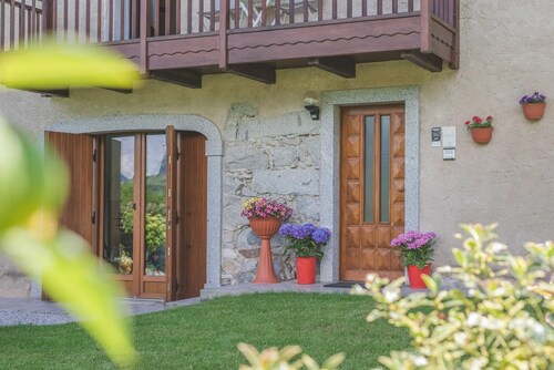 Pleasant 2-bedroom cottage in Bono for a relaxing getaway