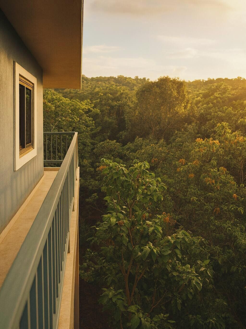 Familielejlighed - balkon - udsigt til have | Balkon