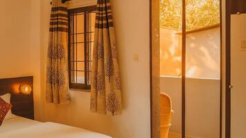 Appartement Familial, balcon, vue ville | Rideaux occultants, fer et planche Ă repasser, Wi-Fi gratuit