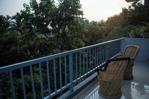 패밀리 아파트, 발코니, 정원 전망 | 테라스/파티오