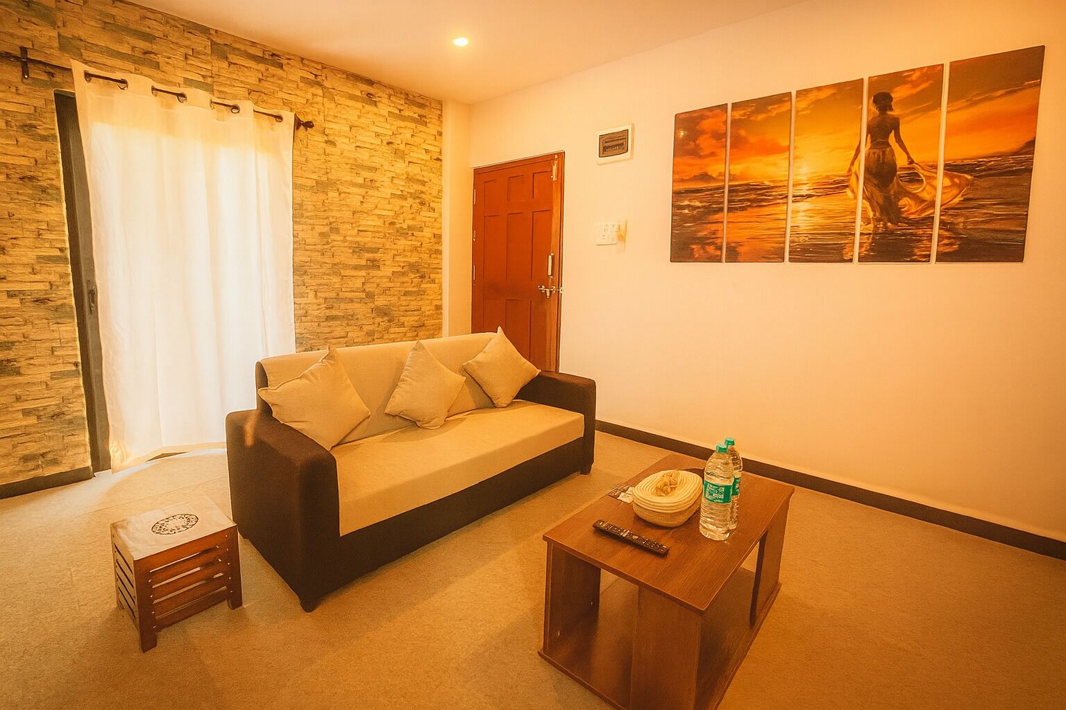 Family Apartment, Balcony, Garden View | Living area