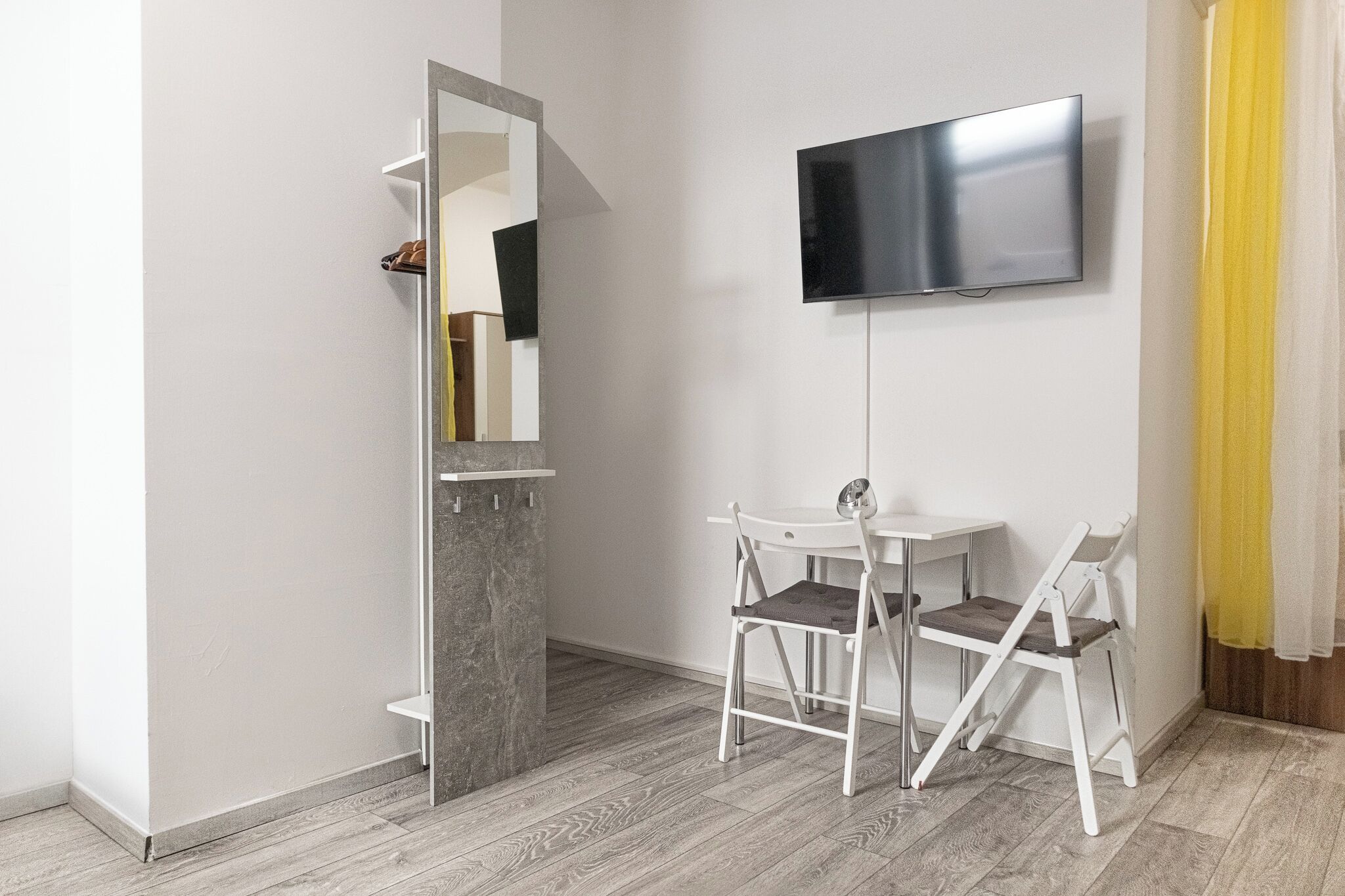 Basic Apartment | Iron/ironing board, free WiFi