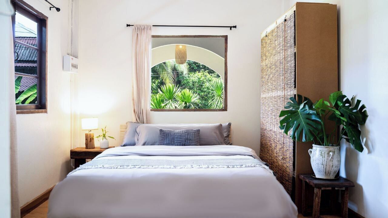 Iron/ironing board, free WiFi