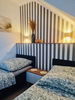 3 bedrooms, iron/ironing board, travel cot, free WiFi