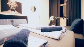 Basic Apartment | Iron/ironing board - Family 5BR Apt Near Augarten Garden (Vienna)
