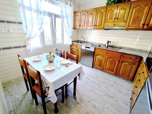 Private kitchen - Airtegal Litoral 49 (Cedeira)