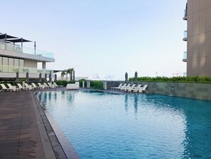 Outdoor pool - PVH - Stunning 2BR - Creek Vistas Grande (Dubai)