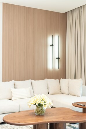 Lyxlägenhet - sjöutsikt | Vardagsrum