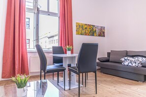 Apartamento básico | Ferros/tábuas de passar roupa