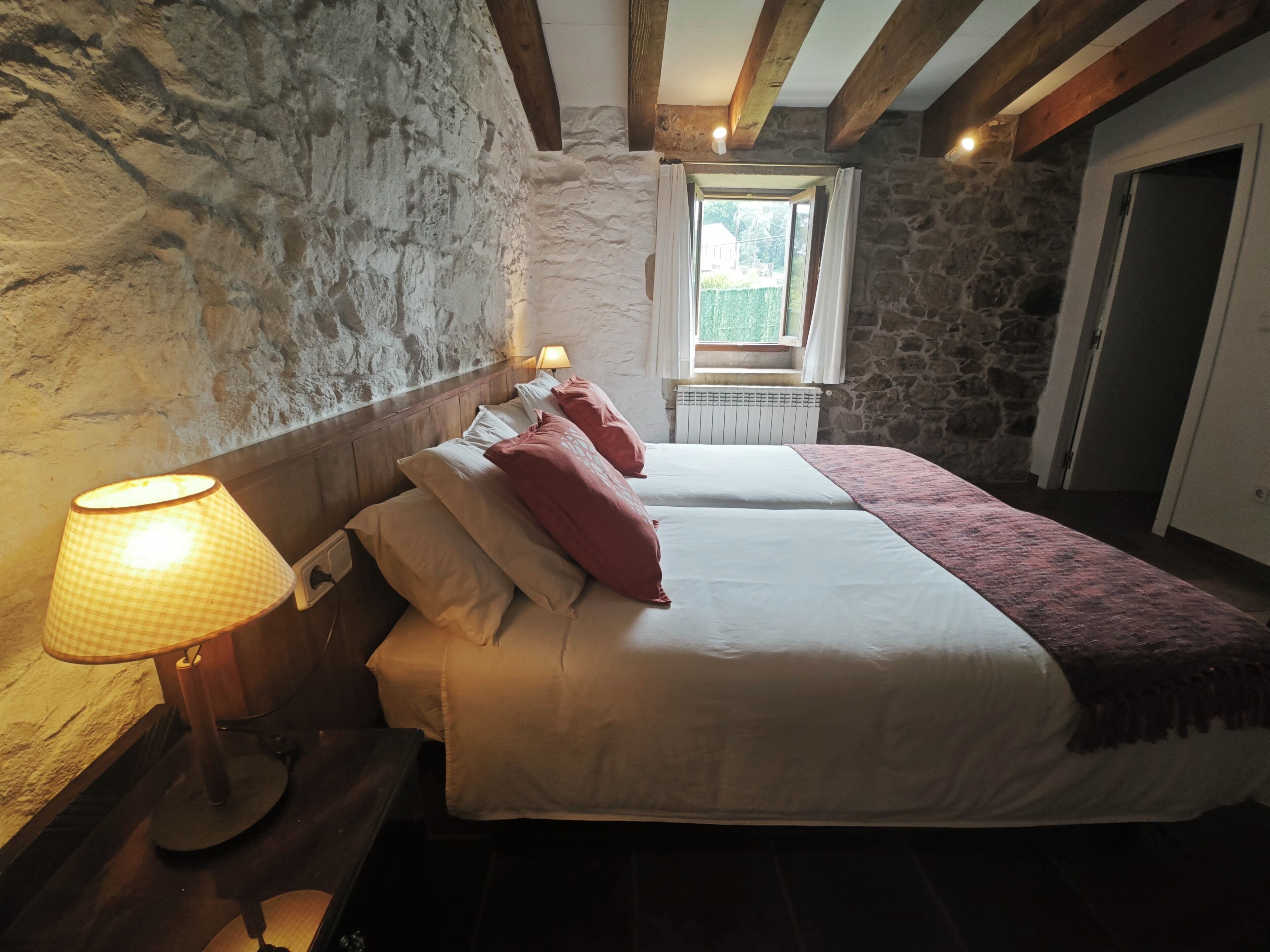 Traditional Twin Room, Garden View | Free WiFi, bed sheets