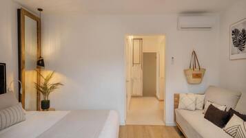 Kahden hengen superior-huone, kaupunkinäköala | Tallelokero huoneessa, pimennysverhot, äänieristys, ilmainen Wi-Fi