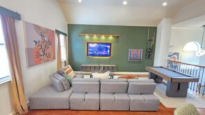 Smart TV, offices - Private Pool Private Garage Galleria Home (Houston)