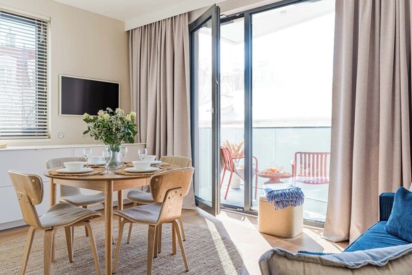 Departamento, balcón | Tabla de planchar con plancha y wifi gratis 