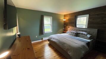 4 chambres, coffres-forts dans les chambres, fer et planche à repasser