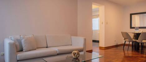 Apartment | 3 bedrooms, Internet