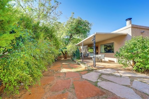 House (3 Bedrooms) | Interior - 7 Mi to Cathedral Rock! West Sedona Desert Gem (Sedona)