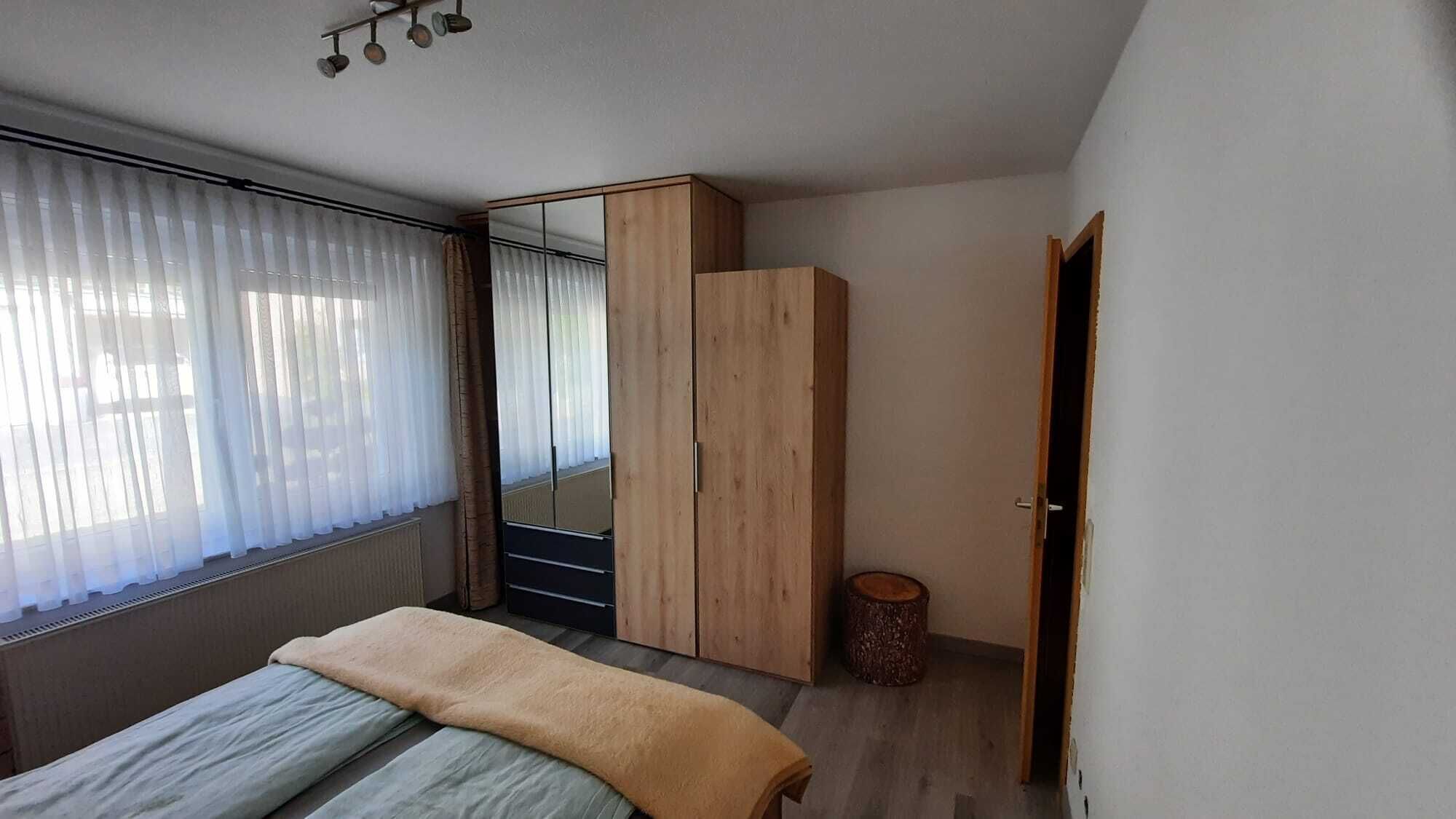 1 bedroom, internet, bed sheets