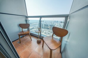 Luxury Apartment, Partial Sea View | Balcony - PVH - 3BR & Maids Room - Princess Tower (Dubai)