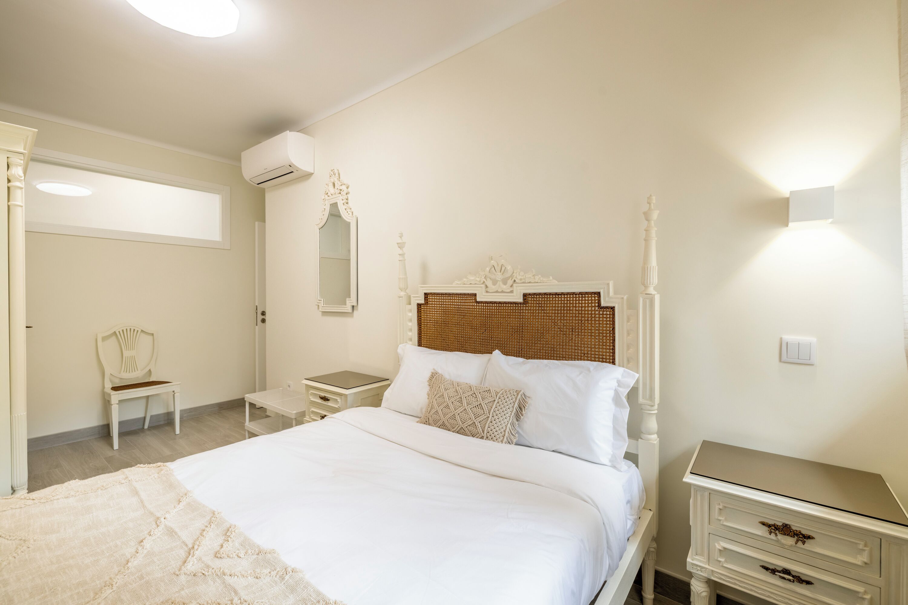 Standard Apartment, 3 Bedrooms | Iron/ironing board, free WiFi, bed sheets