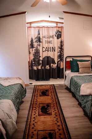 2 bedrooms, WiFi, bed sheets