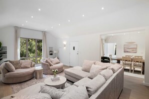 Televisor i llar de foc 