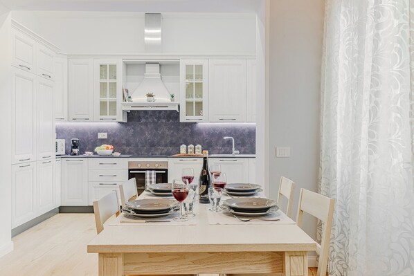 Microwave, oven, stovetop, dishwasher