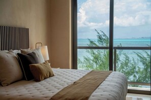 3 bedrooms, iron/ironing board, travel cot, WiFi