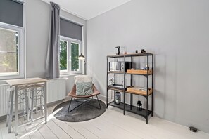 Habitación doble Deluxe, vista al canal | Wifi gratis