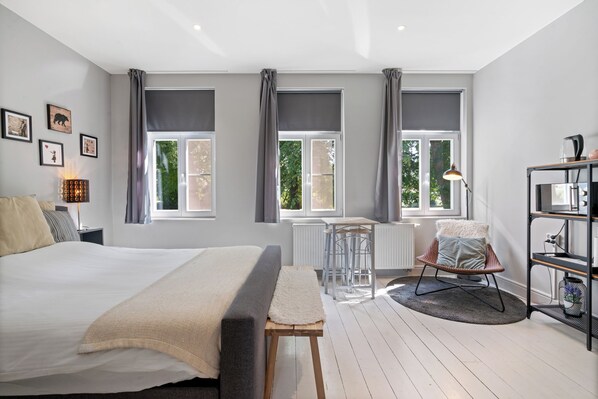 Deluxe-Doppelzimmer, Kanalblick | Kostenloses WLAN