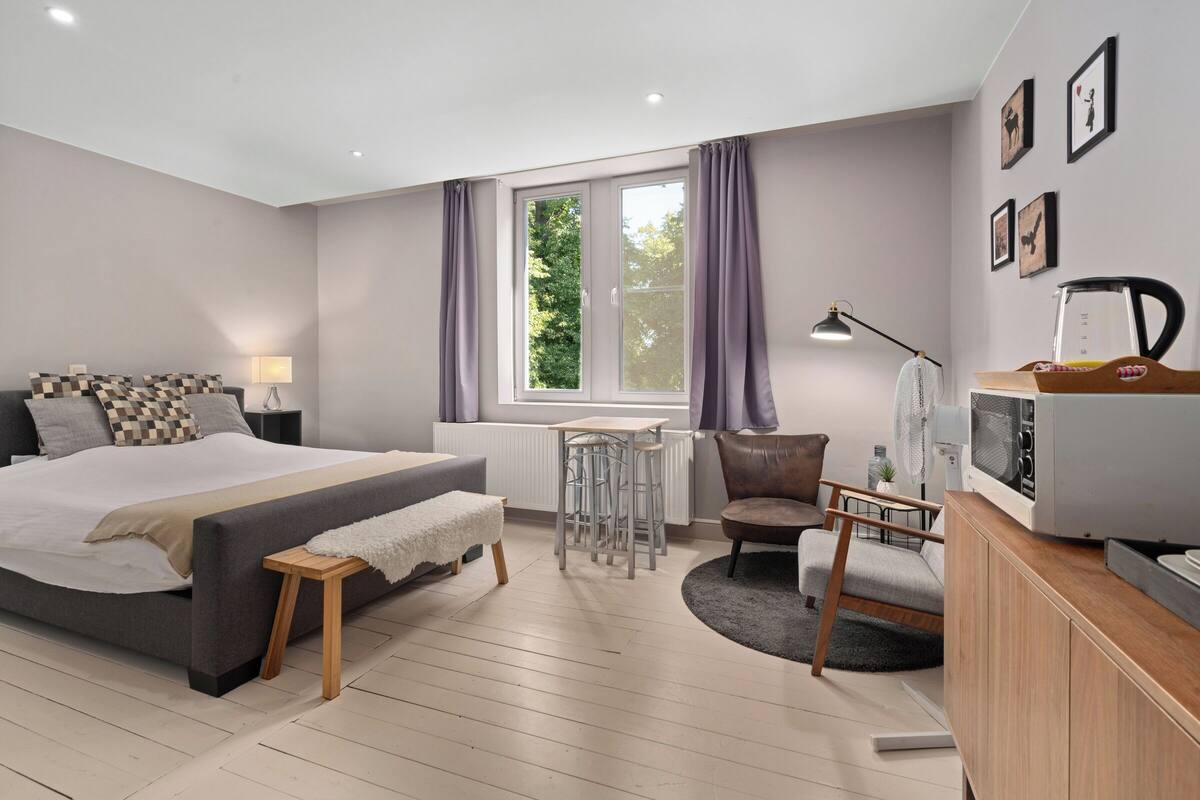 Habitación doble Confort, vista al canal | Wifi gratis