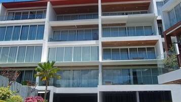 Apartment, 2 Bedrooms, Smoking, Balcony | Exterior