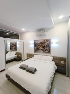 Apartment, 2 Bedrooms, Smoking, Balcony | 2 bedrooms