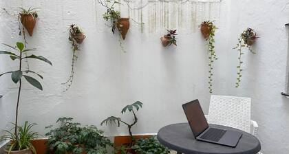 tiempo ente culturas:Casa andaluza española al corazón de Tetuán y fibra óptica