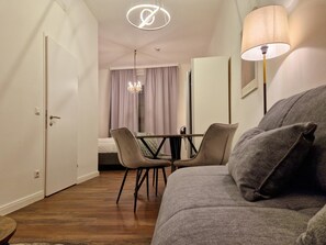 Junior Suite, City View | Free WiFi - Pension Mozart (Vienna)