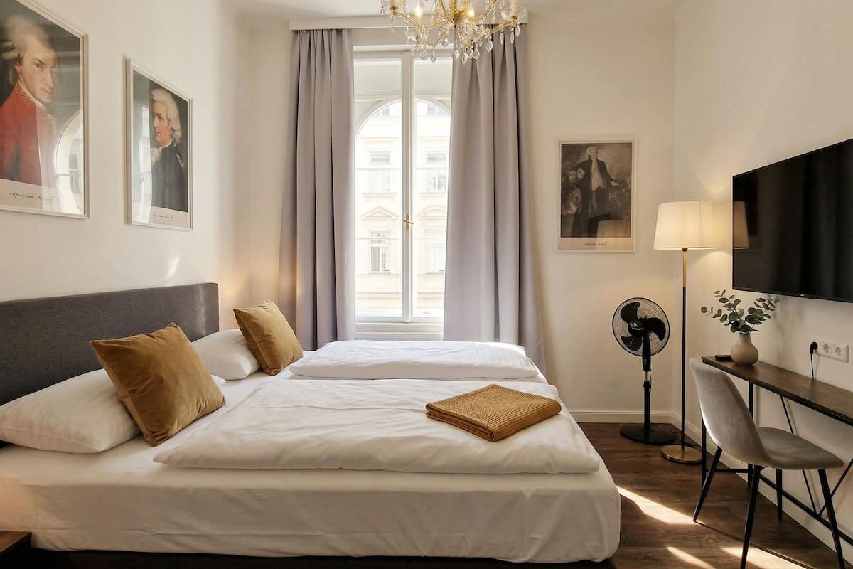 City Studio | Free WiFi