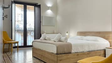 Superior Room, Balcony, City View | Soundproofing, iron/ironing board, free WiFi